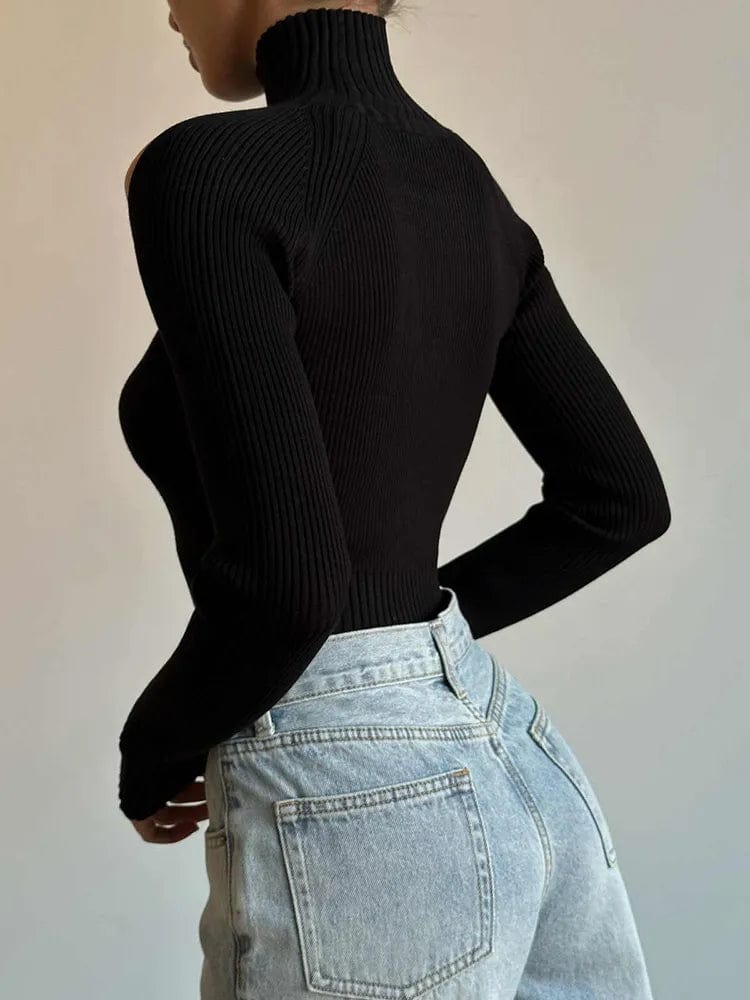 Chic Streetwear Vibes: Black Turtleneck Sweater with Off-Shoulder Hollow Out Design for Casual Elegance