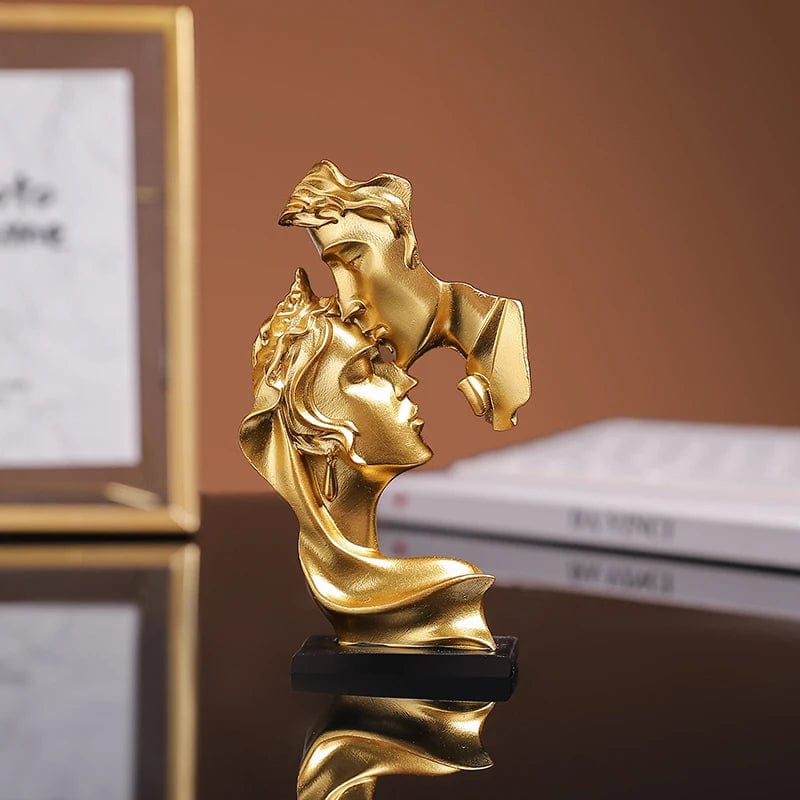 Gold Mini Resin Lovers Statue Figurine Kissing Posture Model Craft Sculpture Ornament Home Decor Desktop Wine Cabinet Decoration